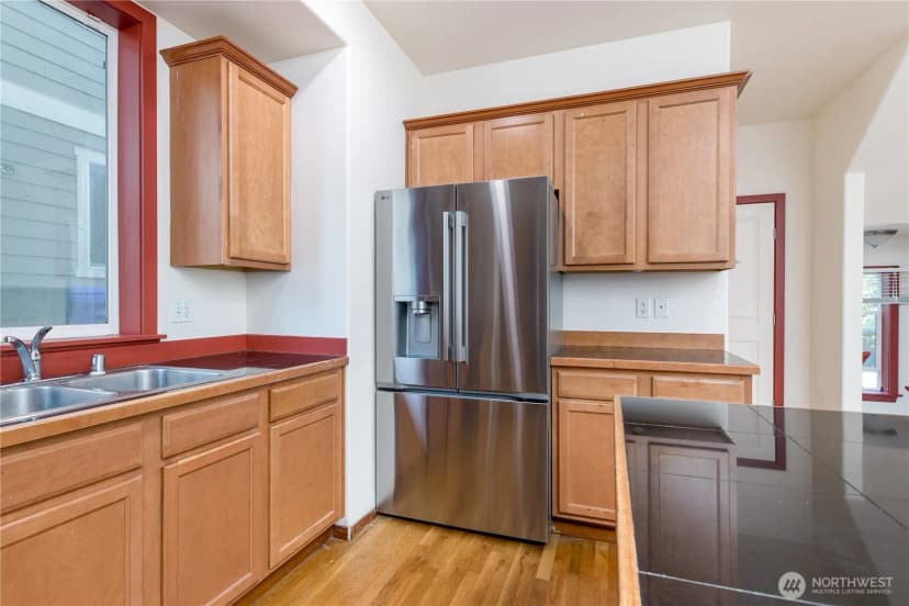 Property photo for 1102 Chestnut Street, Everett photo 22
