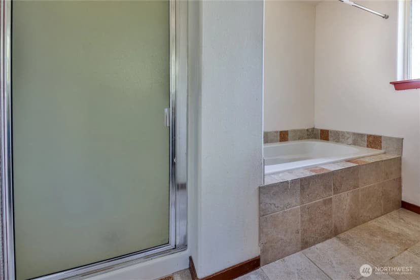 Property photo for 1102 Chestnut Street, Everett photo 11