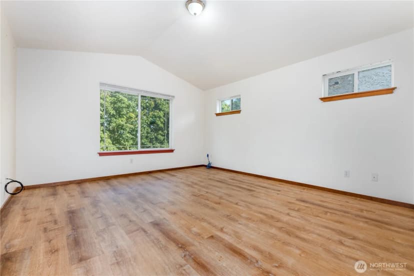 Property photo for 1102 Chestnut Street, Everett photo 13