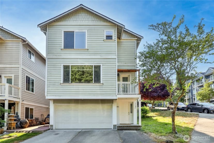 Property photo for 1102 Chestnut Street, Everett photo 2