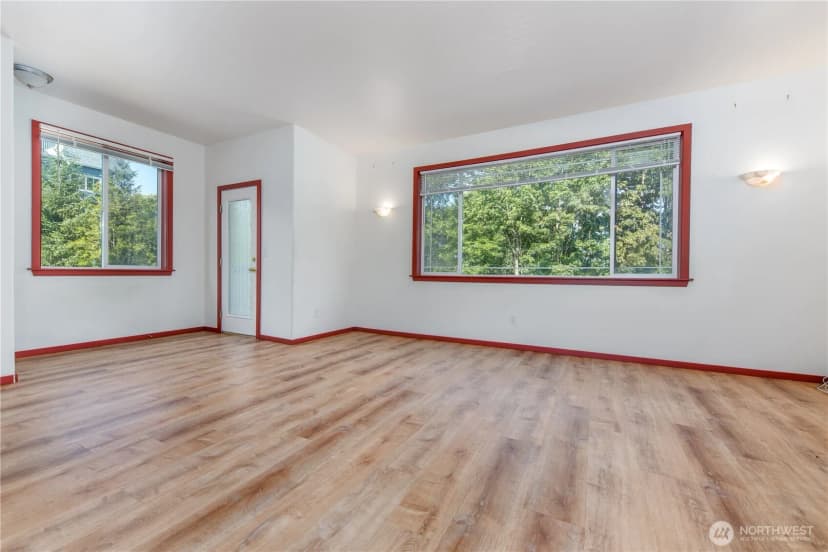 Property photo for 1102 Chestnut Street, Everett photo 16