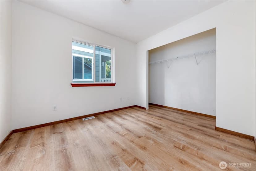 Property photo for 1102 Chestnut Street, Everett photo 10