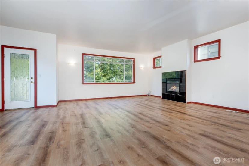Property photo for 1102 Chestnut Street, Everett photo 18