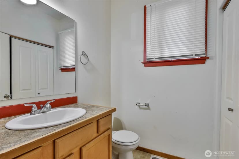 Property photo for 1102 Chestnut Street, Everett photo 20