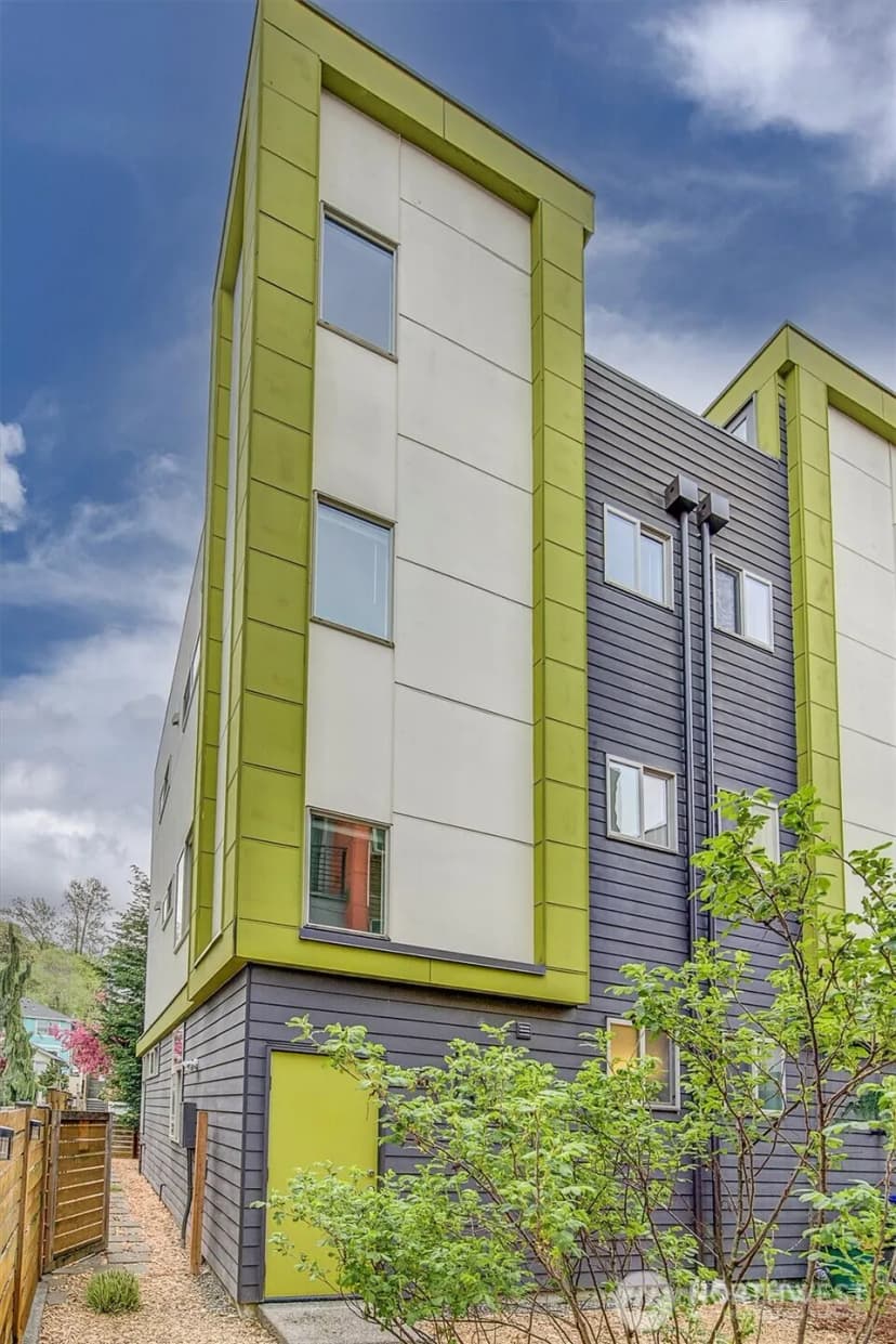 Property photo for 4809 Delridge Way Sw #a, Seattle photo 26