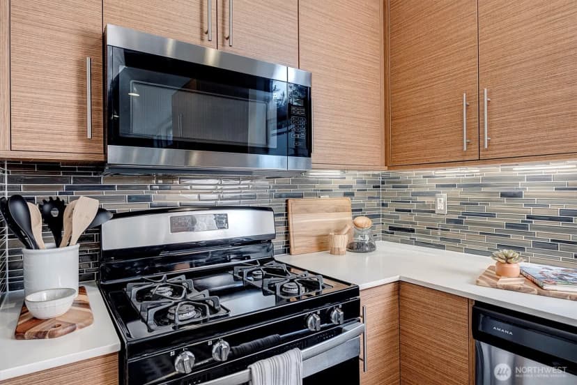 Property photo for 4809 Delridge Way Sw #a, Seattle photo 10