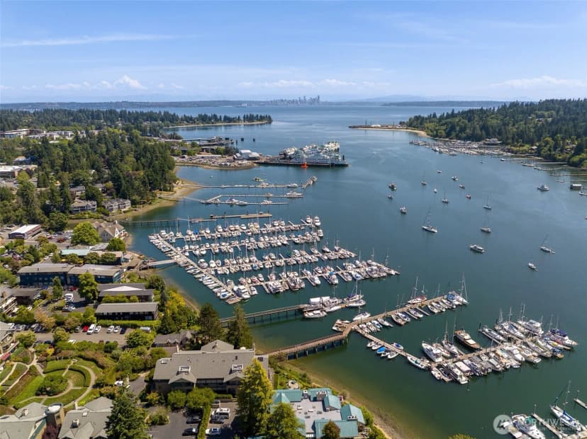 Property photo for 141 Parfitt Way Sw #m-10, Bainbridge Island photo 23