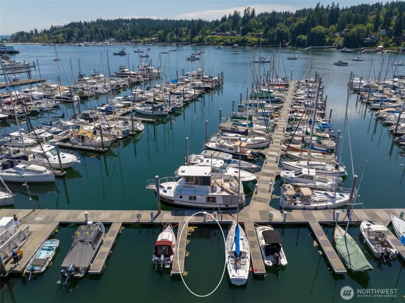 Property photo for 141 Parfitt Way Sw #m-10, Bainbridge Island photo 18