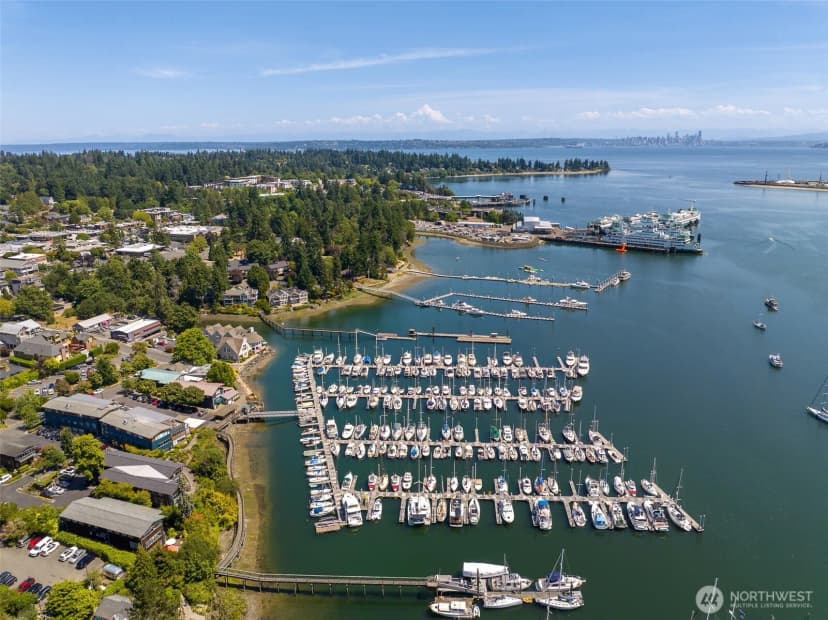 Property photo for 141 Parfitt Way Sw #m-10, Bainbridge Island photo 22