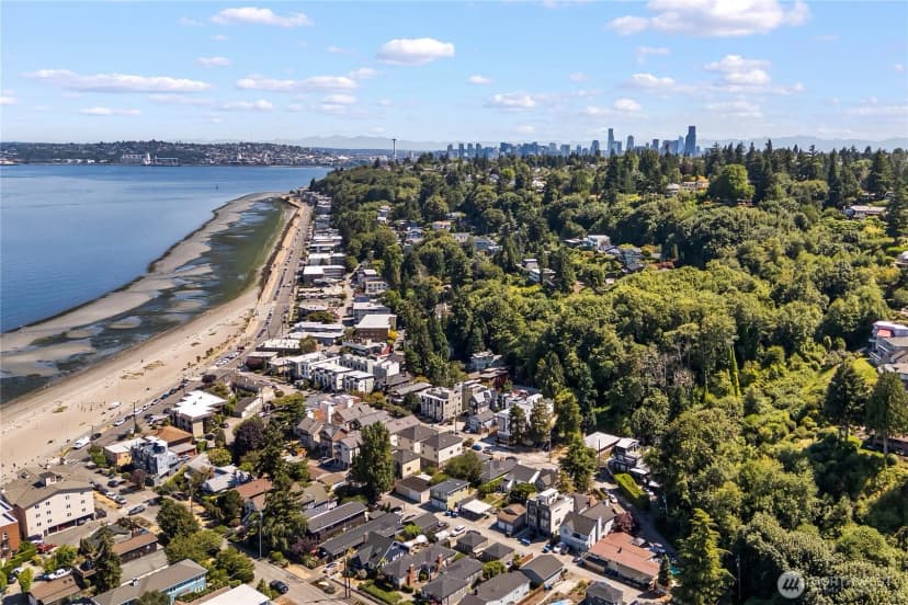 Property photo for 2456 55th Avenue Sw, Seattle photo 19