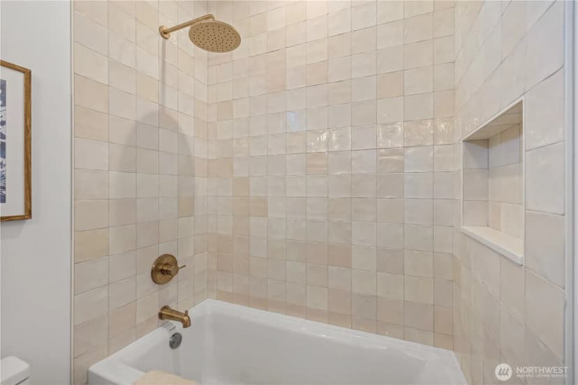 Property photo for 2456 55th Avenue Sw, Seattle photo 15