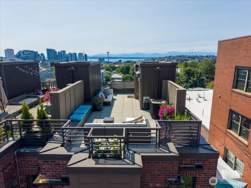 Property photo for 427 13th Avenue E #c, Seattle photo 32