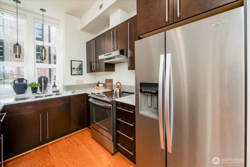 Property photo for 427 13th Avenue E #c, Seattle photo 12