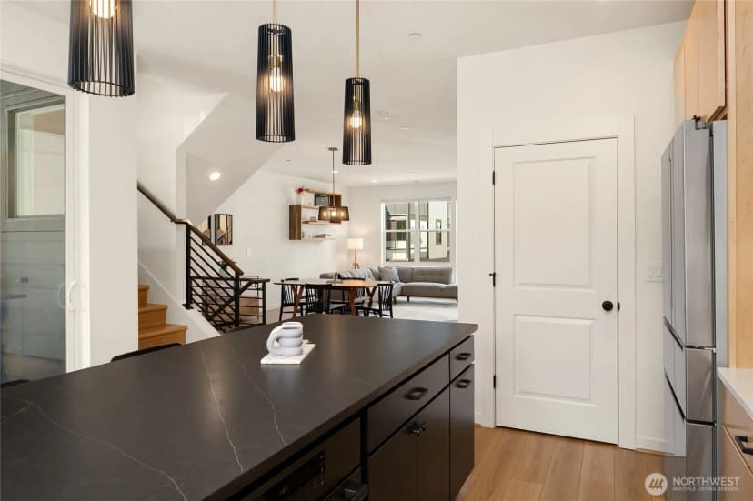 Property photo for 21907 25th St Se #unit C, Bothell photo 4