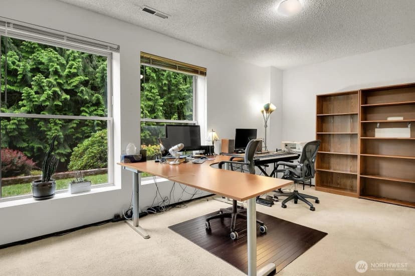 Property photo for 24520 Se 24th Street, Sammamish photo 24