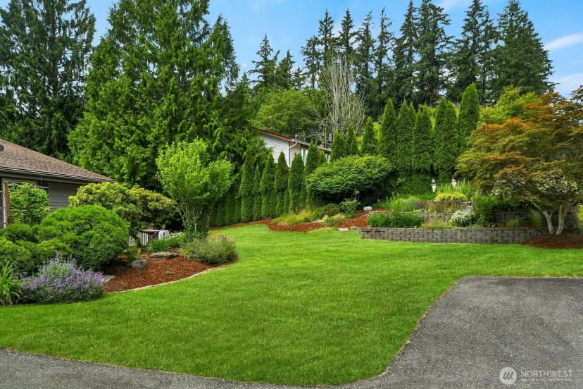 Property photo for 24520 Se 24th Street, Sammamish photo 3