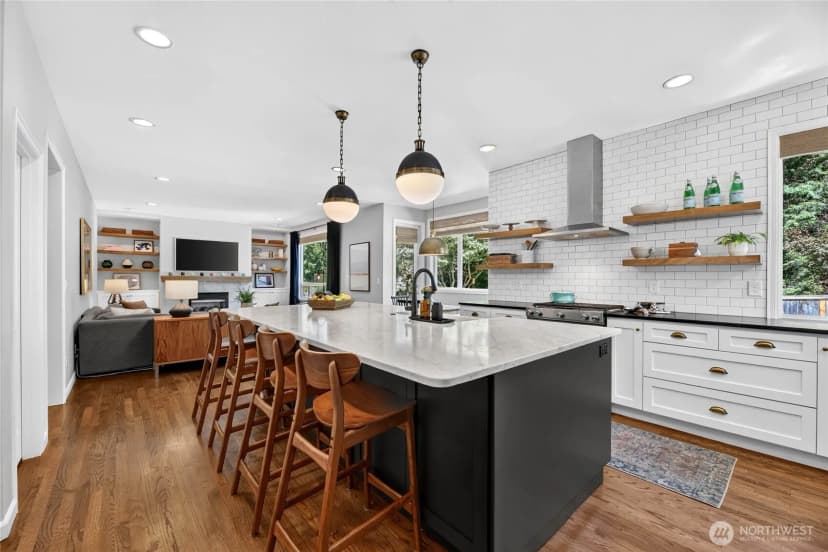 Property photo for 118 246th Way Se, Sammamish photo 9