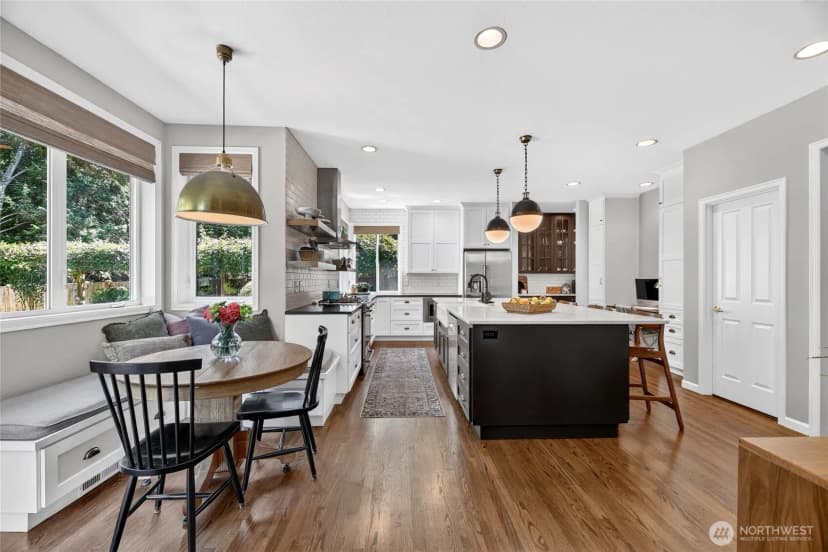 Property photo for 118 246th Way Se, Sammamish photo 17