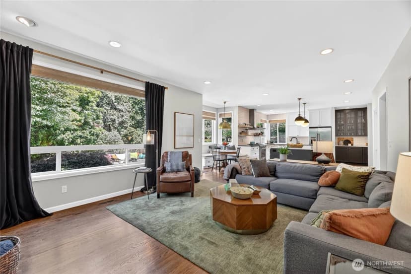 Property photo for 118 246th Way Se, Sammamish photo 18