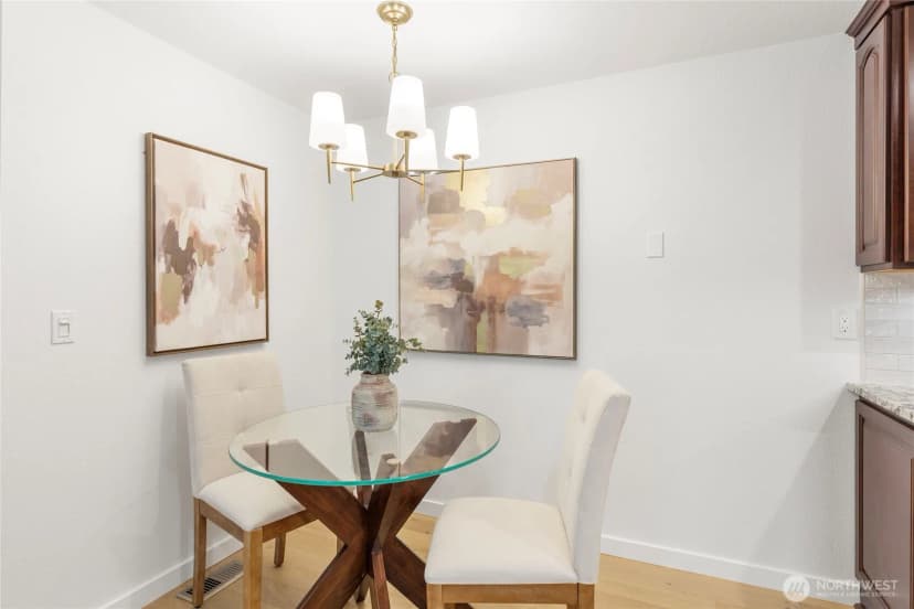 Property photo for 18523 68th Avenue Ne #102, Kenmore photo 12