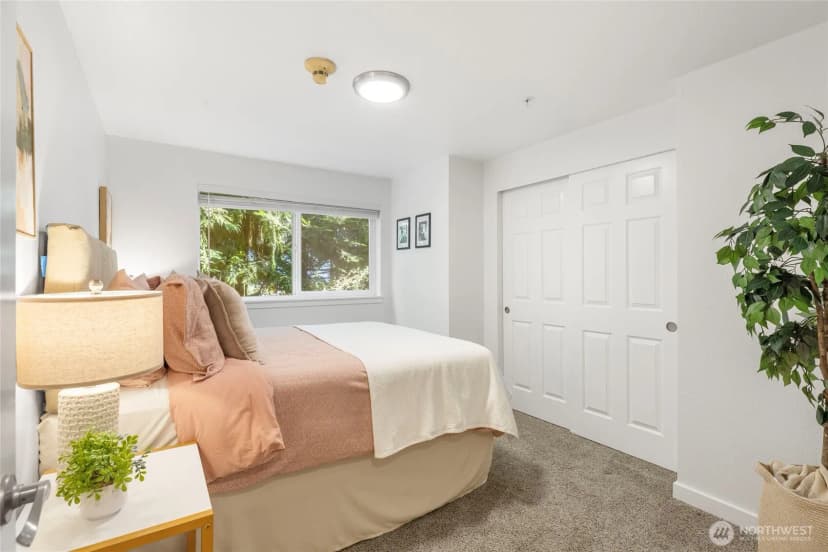 Property photo for 18523 68th Avenue Ne #102, Kenmore photo 19