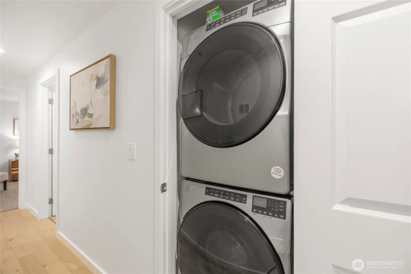 Property photo for 18523 68th Avenue Ne #102, Kenmore photo 22