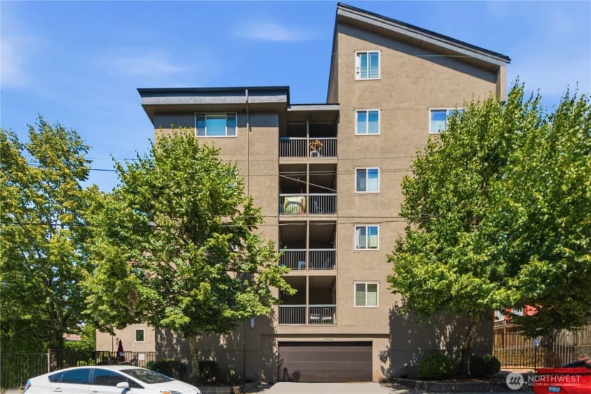 Property photo for 14300 32nd Avenue Ne #410, Seattle photo 32