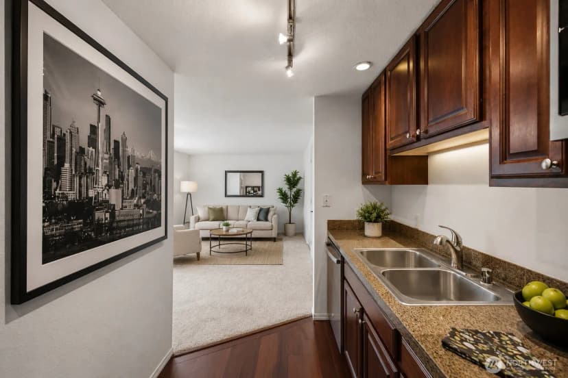 Property photo for 14300 32nd Avenue Ne #410, Seattle photo 3