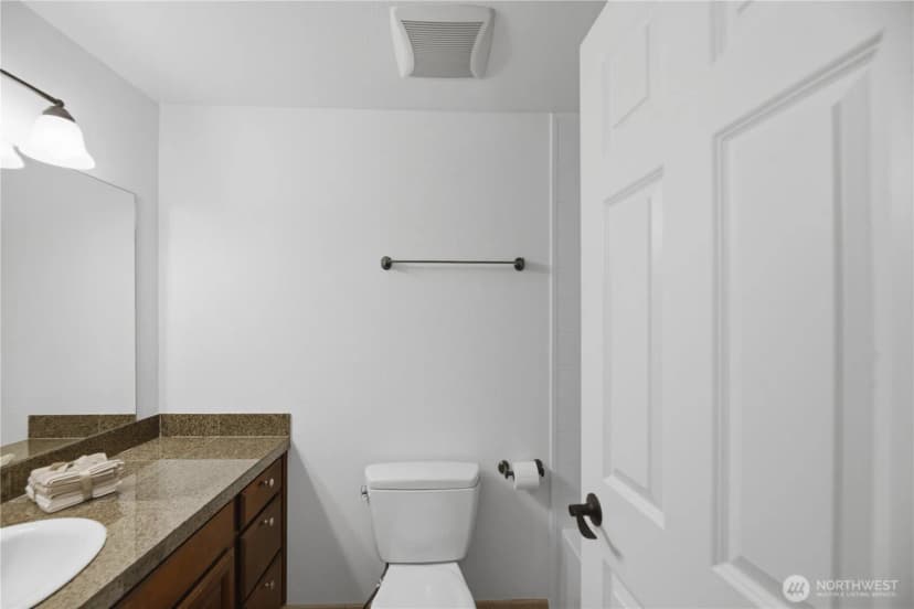 Property photo for 14300 32nd Avenue Ne #410, Seattle photo 24