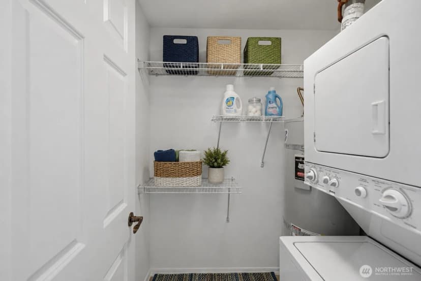 Property photo for 14300 32nd Avenue Ne #410, Seattle photo 12