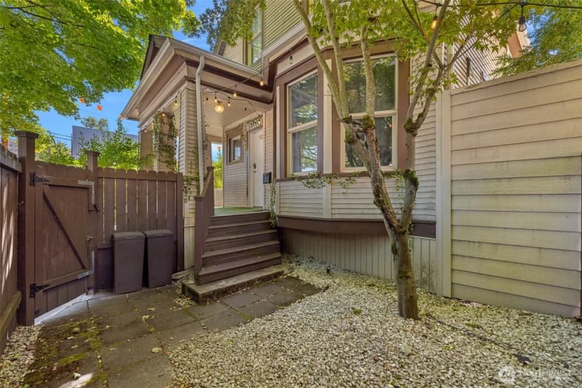 Property photo for 1225 E Jefferson Street, Seattle photo 28