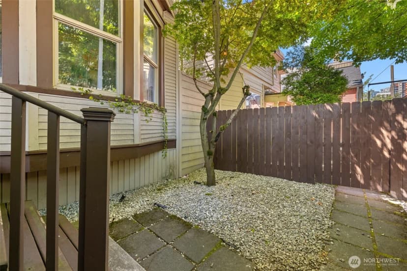 Property photo for 1225 E Jefferson Street, Seattle photo 30