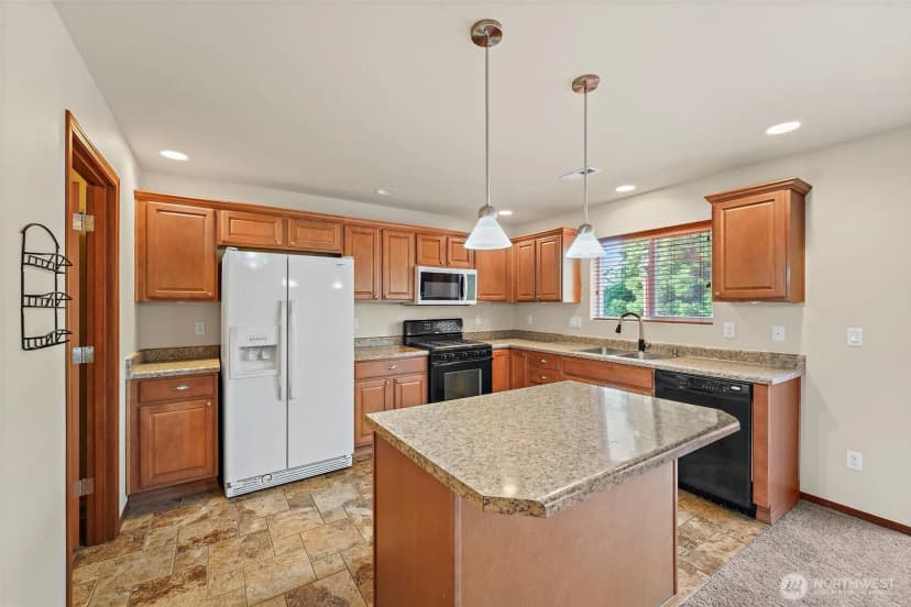 Property photo for 1413 177th Street E, Spanaway photo 16