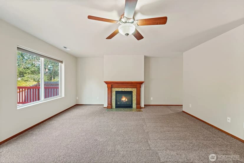 Property photo for 1413 177th Street E, Spanaway photo 11