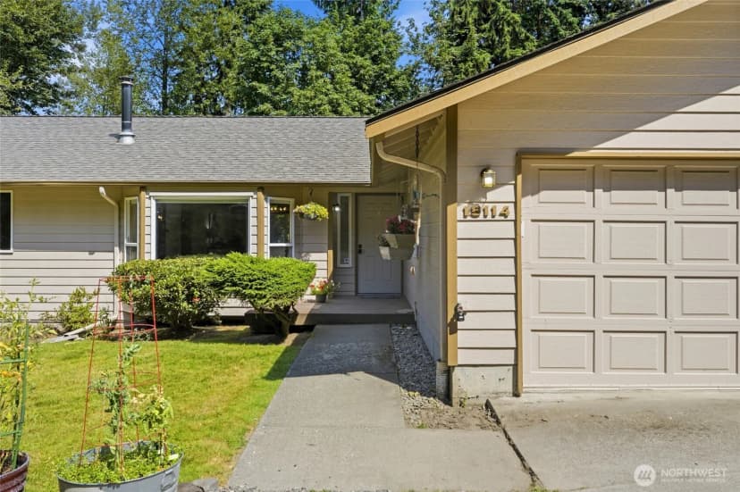 Property photo for 18114 Broadway Avenue, Snohomish photo 35