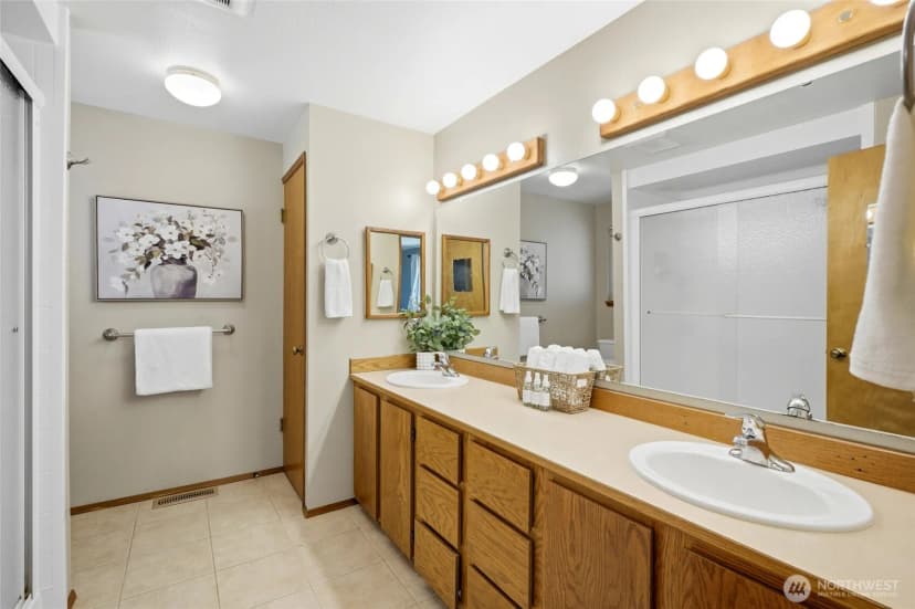 Property photo for 18114 Broadway Avenue, Snohomish photo 15
