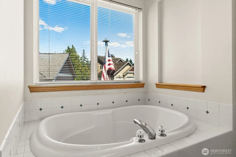 Property photo for 5724 Hillpointe Circle, Lynnwood photo 20