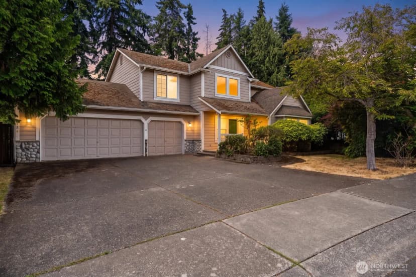 Property photo for 5724 Hillpointe Circle, Lynnwood photo 6