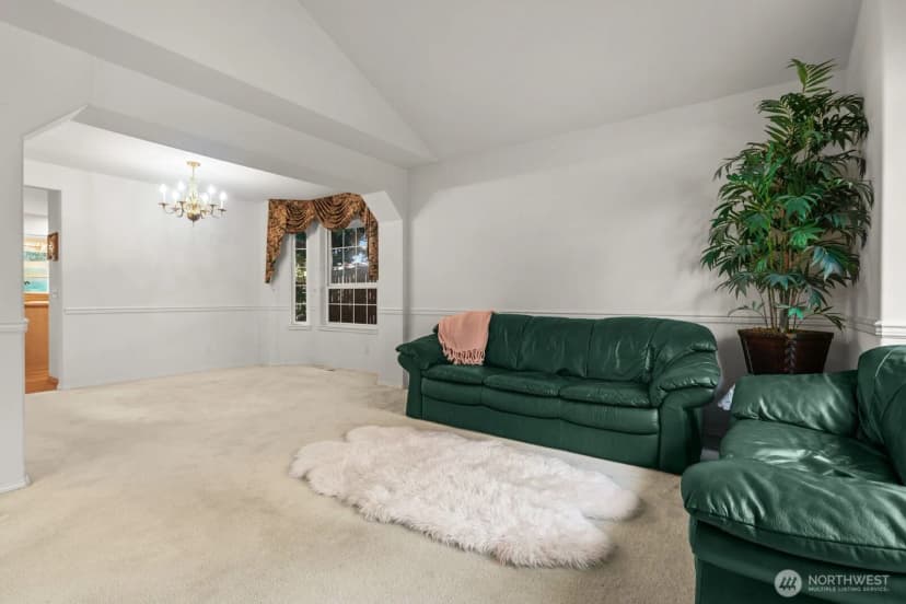 Property photo for 5724 Hillpointe Circle, Lynnwood photo 9