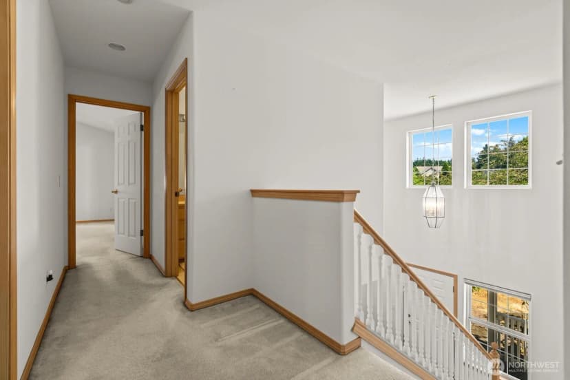 Property photo for 5724 Hillpointe Circle, Lynnwood photo 16