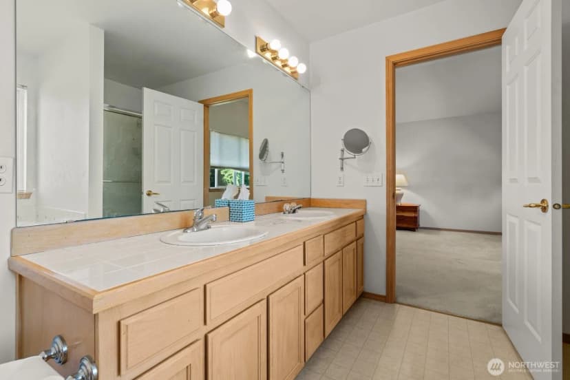 Property photo for 5724 Hillpointe Circle, Lynnwood photo 22