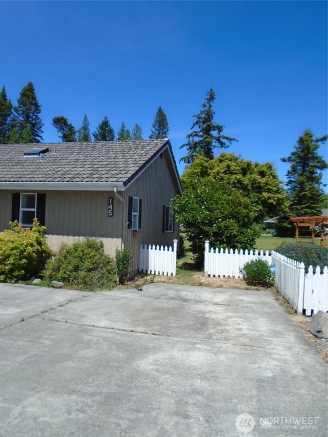 Property photo for 145 Emerald Drive, Sequim photo 3
