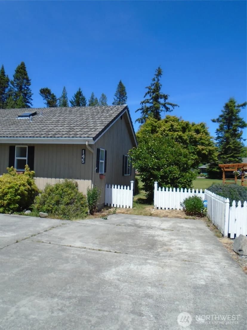 Property photo for 145 Emerald Drive, Sequim photo 3