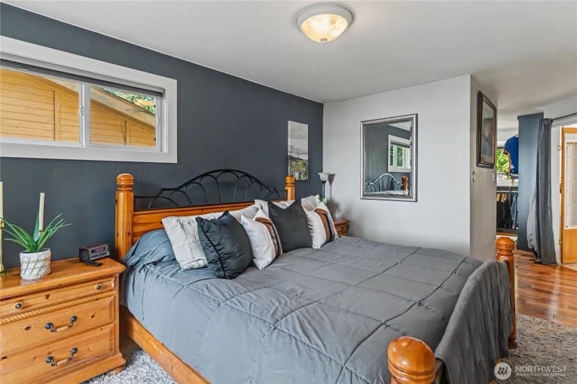 Property photo for 7324 Puget Beach Road Ne, Olympia photo 16