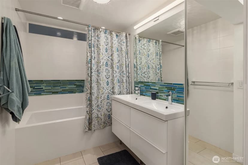 Property photo for 6340 Ne Windermere Road, Seattle photo 28