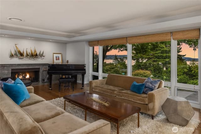 Property photo for 6340 Ne Windermere Road, Seattle photo 5