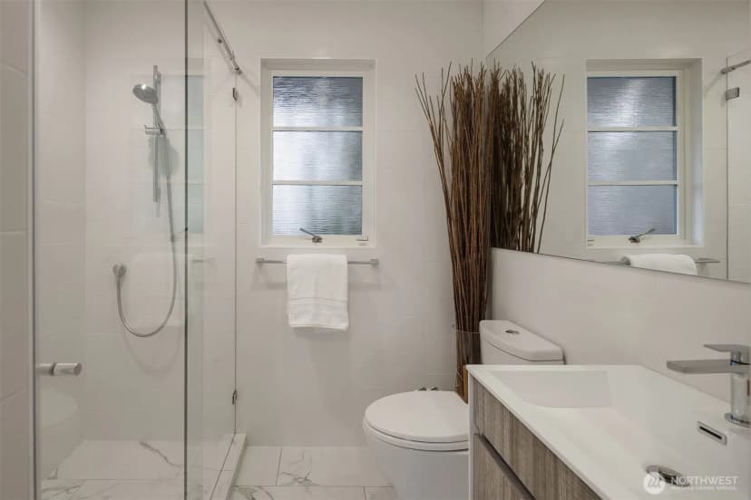 Property photo for 6340 Ne Windermere Road, Seattle photo 23