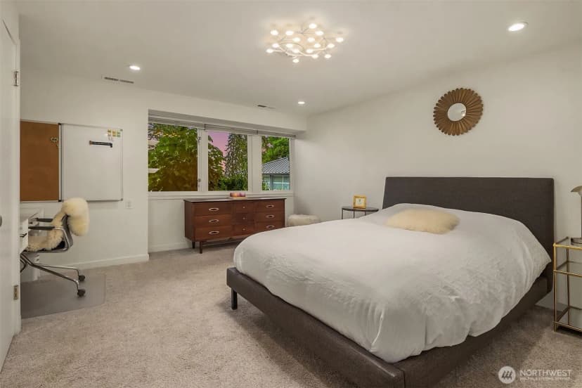 Property photo for 6340 Ne Windermere Road, Seattle photo 27