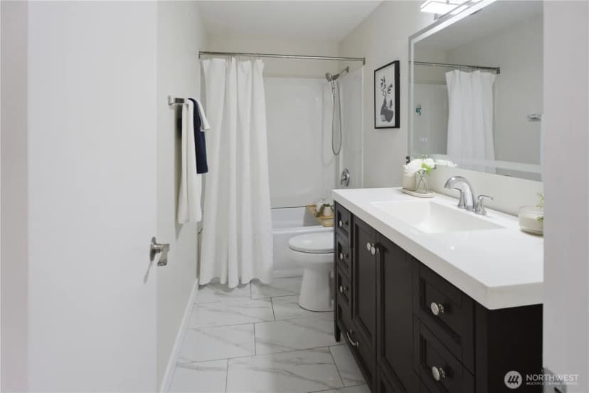 Property photo for 28808 190th Avenue Se, Kent photo 8