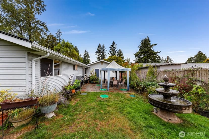 Property photo for 13006 160th Avenue Se, Renton photo 34